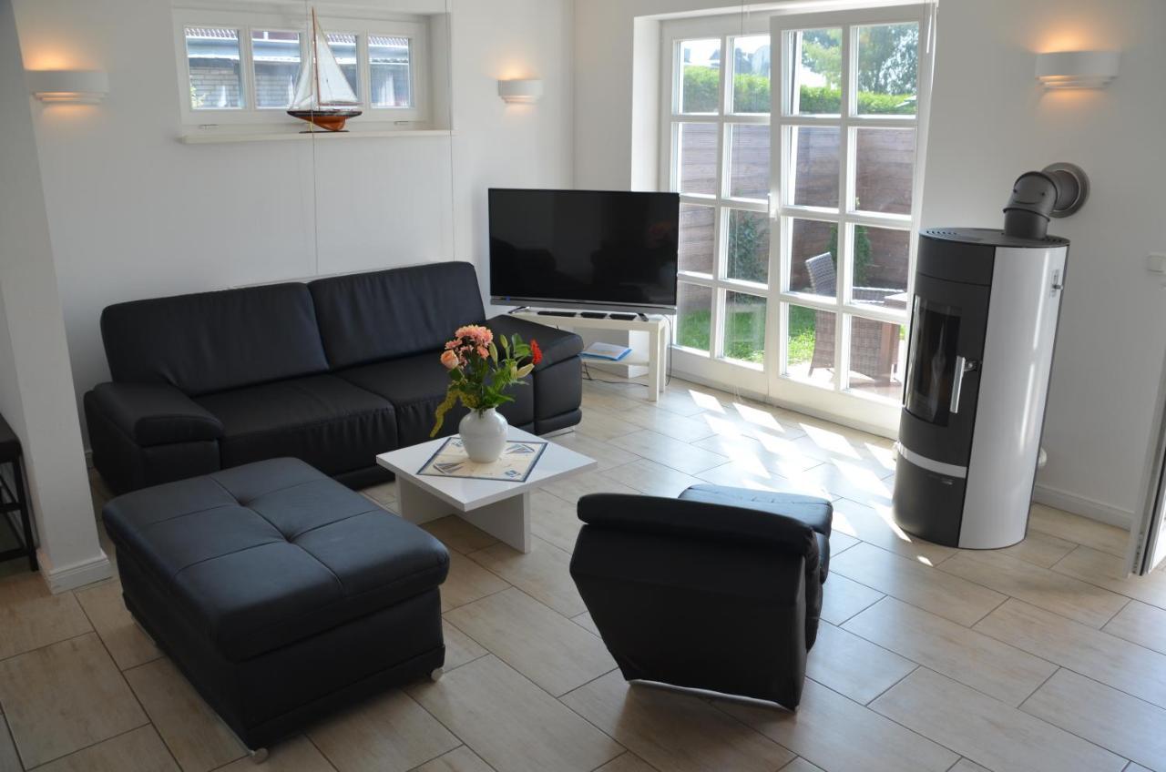 Ferienhauser Lensterstrand ภายนอก รูปภาพ